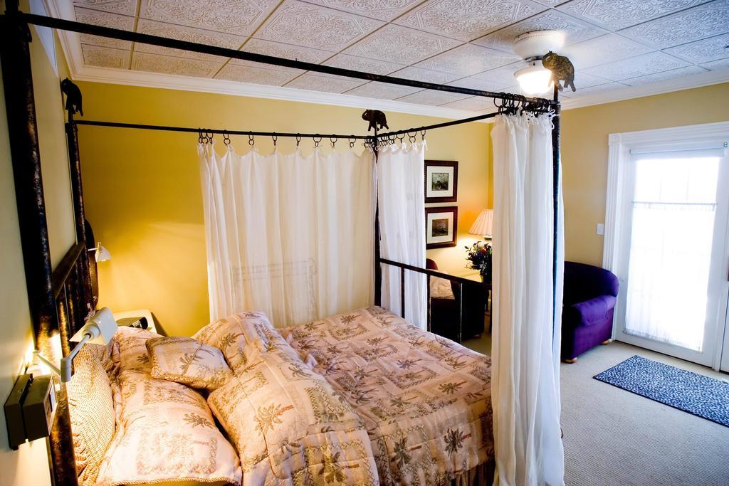 Old Town Guesthouse B & B Colorado Springs Rum bild